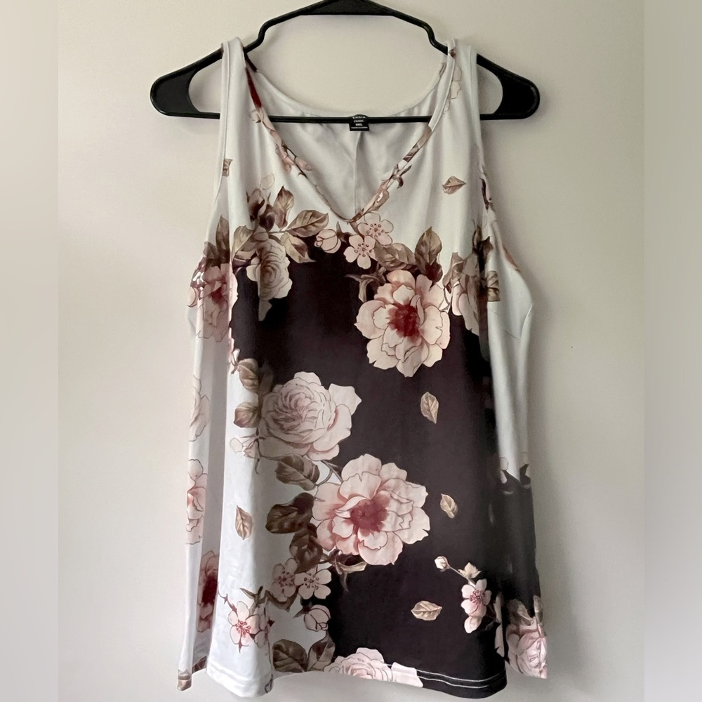 Women’s Floral Sleeveless Top (0XL)
